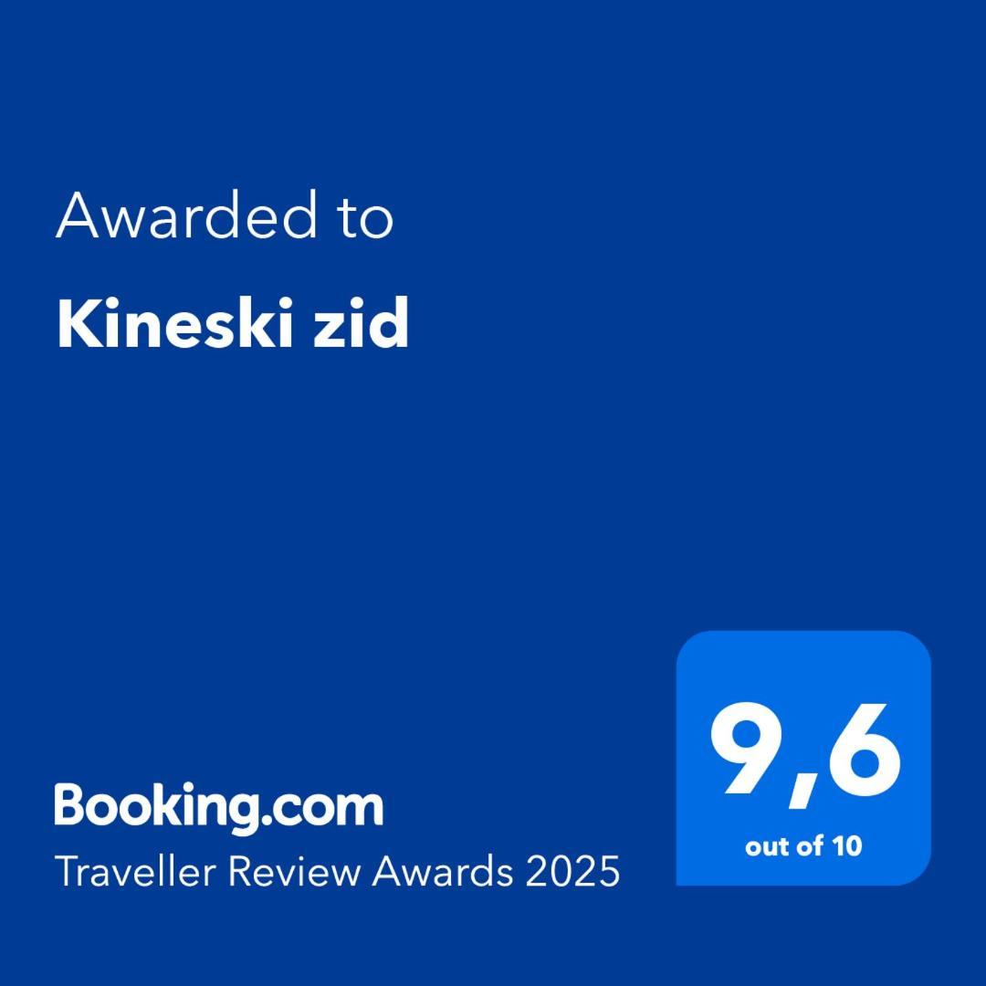 Kineski Zid 公寓